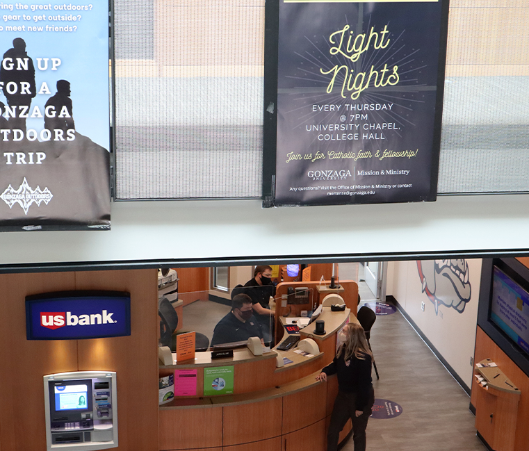 US Bank provides a full-service branch on Main Street in the Hemmingson Center! The location offers checking/savings accounts, credit card/loan applications, courses on personal finances, and more.