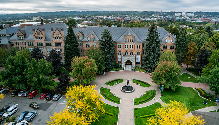 Gonzaga Included in 2019 Fiske Guide to Best Colleges Gonzaga University