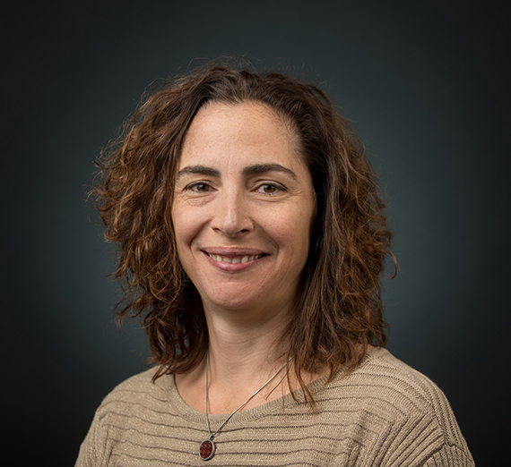 GSBA president Miguel Acosta at commencement 