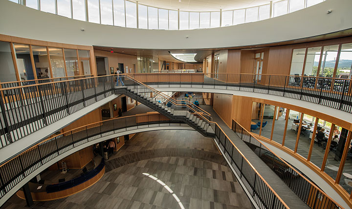 hemmingson-center-concourse hemmingson-center-concourse