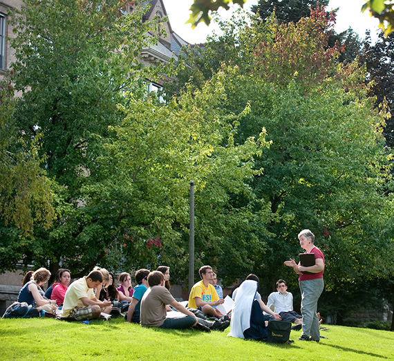 Summer Session class held outside of College Hall