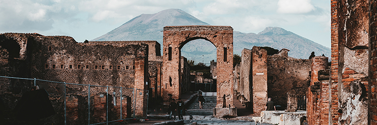 Pompeii, Photo by Andy Holmes on Unsplash Pompeii, Photo by Andy Holmes on Unsplash