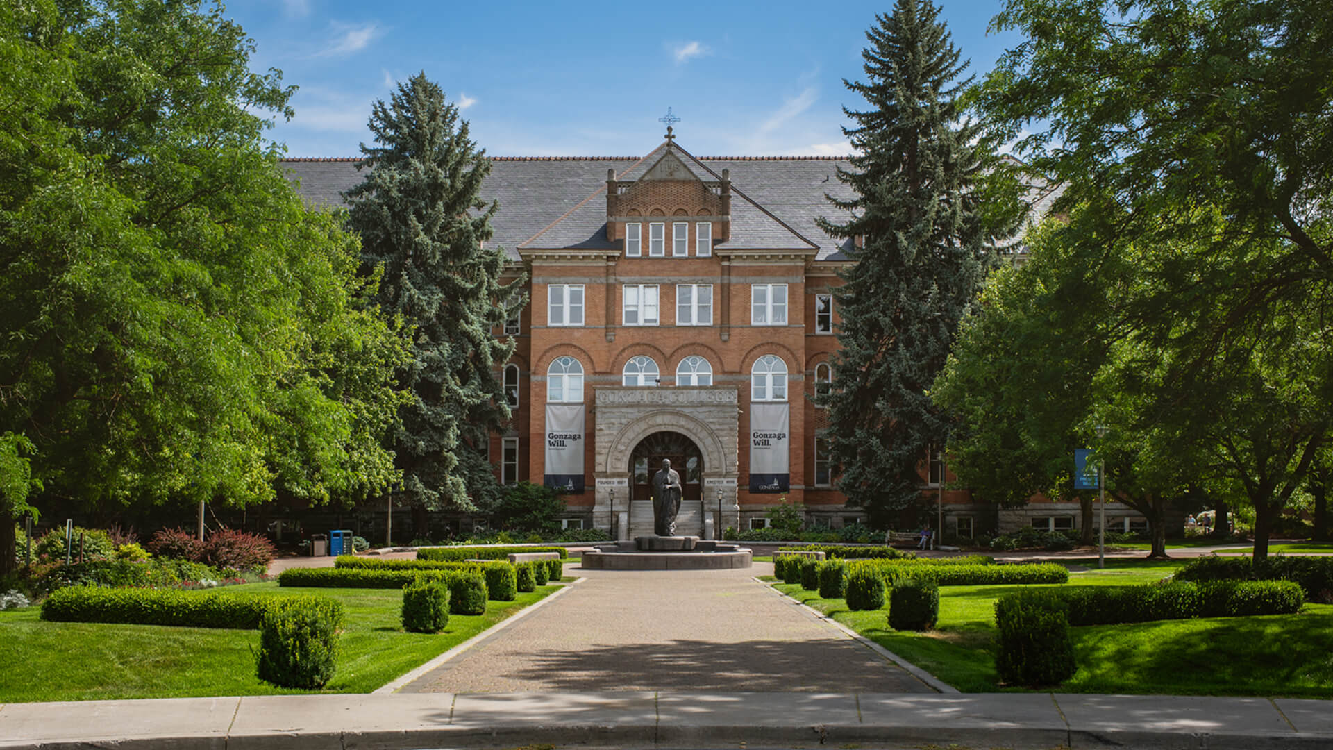 college-hall-view-bg.jpg College Hall