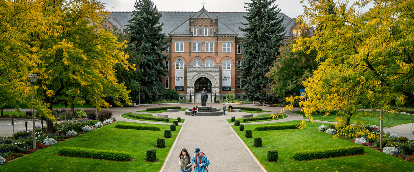 College Hall 