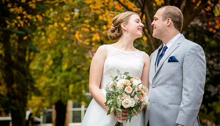 Gonzaga grads marry - Emily Cronin and David Sackmann Gonzaga grads marry - Emily Cronin and David Sackmann