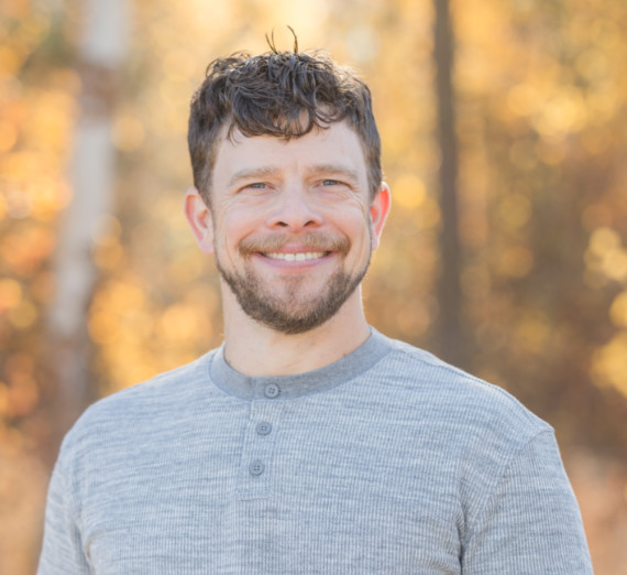 Headshot of Austin Dannen 