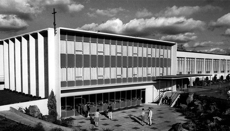 Gonzaga's COG in 1954