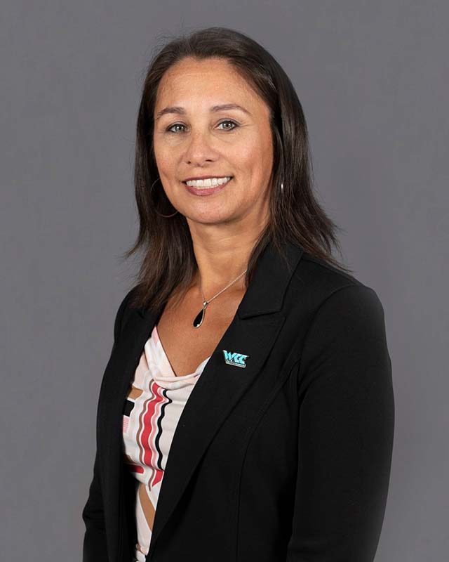 gloria nevarez headshot gloria nevarez headshot