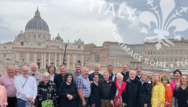 Trustees, family members and Gonzaga staff at the Jesuit Curia with St. Peter’s Square (Rome) in the background. Trustees, family members and Gonzaga staff at the Jesuit Curia with St. Peter’s Square (Rome) in the background.