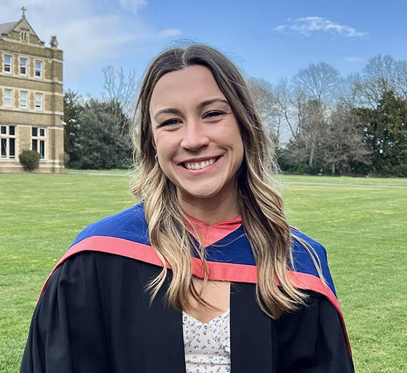 Gonzaga School of Nursing and Physiology Alumna, Kelsie Ackerman ('21)