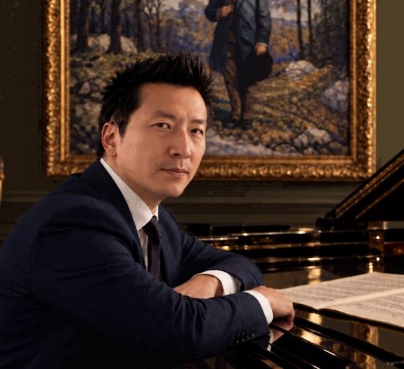 Image of Archie Chen at a piano