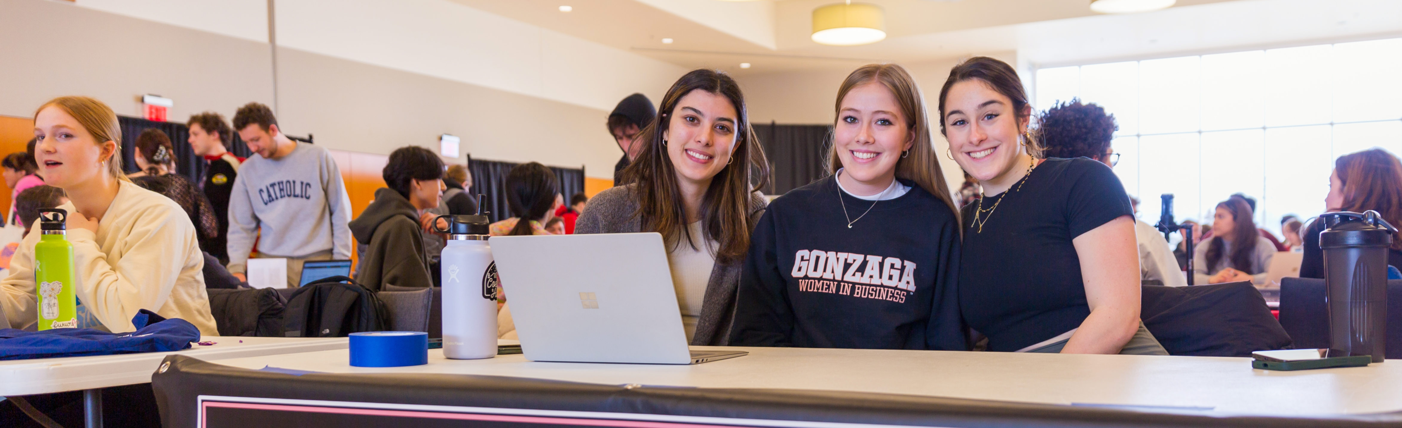 Students recruiting members at the Club Fair