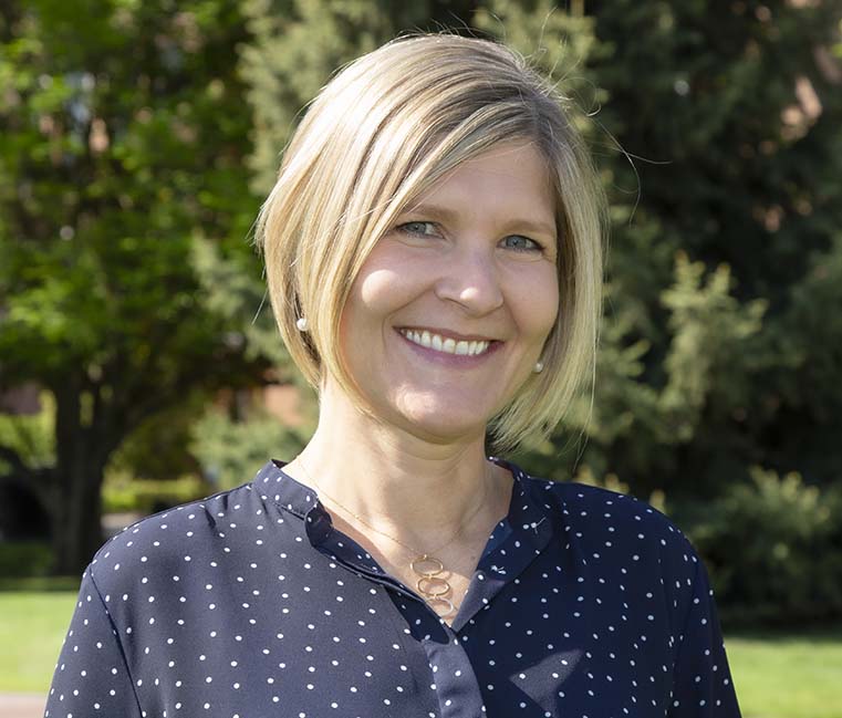 Caroline Kaker 