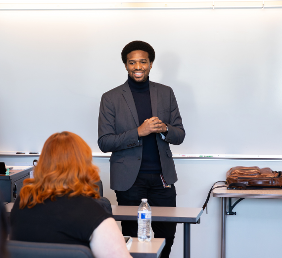 Dr. Sisc-Taylor talks to prospective students during preview day