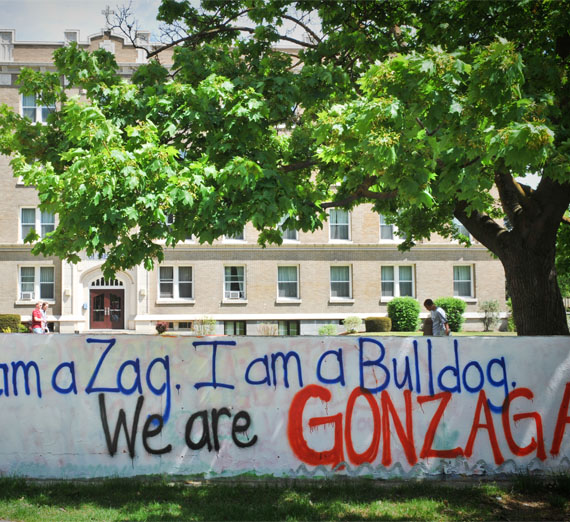sign on campus that says 'i am a zag. i am a bulldog. we are gonzaga.' sign on campus that says 'i am a zag. i am a bulldog. we are gonzaga.'