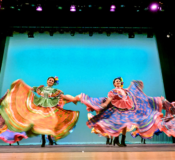 Campana Sobre Campana: Christmas in Mexico!