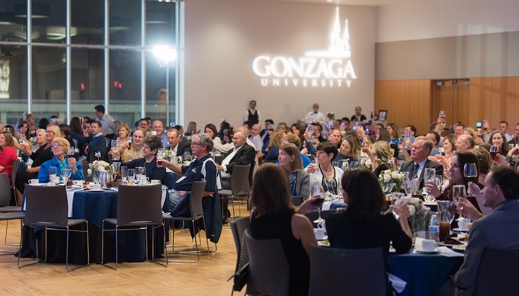Gonzaga Alumni joined together as part of the 2016 Alumni Reunion Weekend for a dinner in the Hemmingson Ballroom Gonzaga Alumni joined together as part of the 2016 Alumni Reunion Weekend for a dinner in the Hemmingson Ballroom