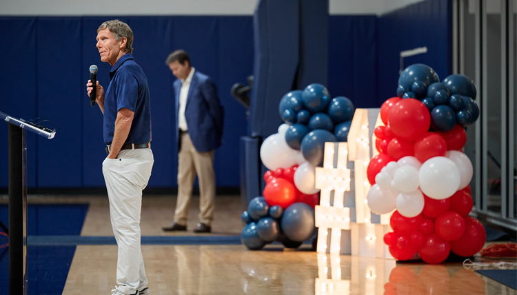 Head Coach Mark Few