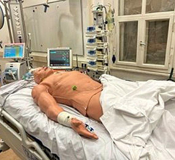 medical dummy