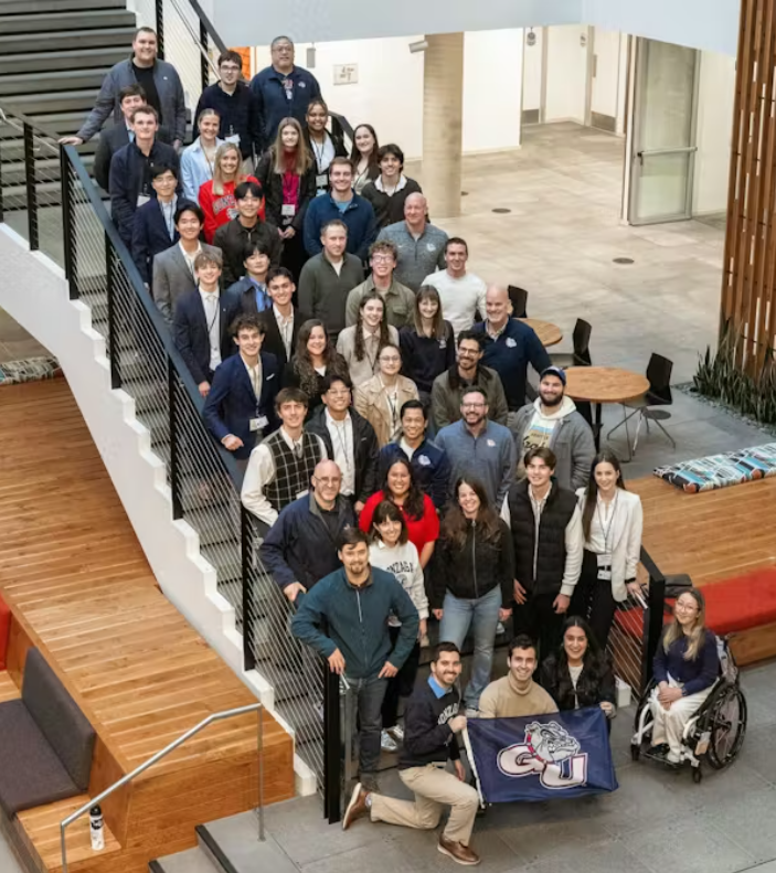 Current Zags joined alumni working at Microsoft for a photo on the stairs Current Zags joined alumni working at Microsoft for a photo on the stairs